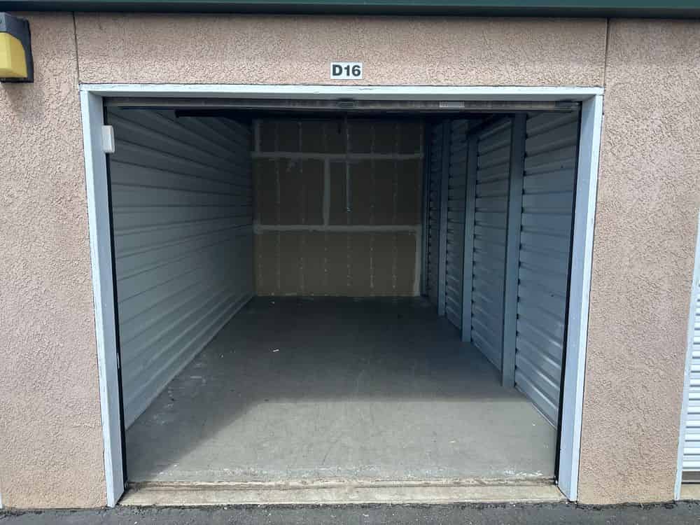 Storage Unit Cleanouts image